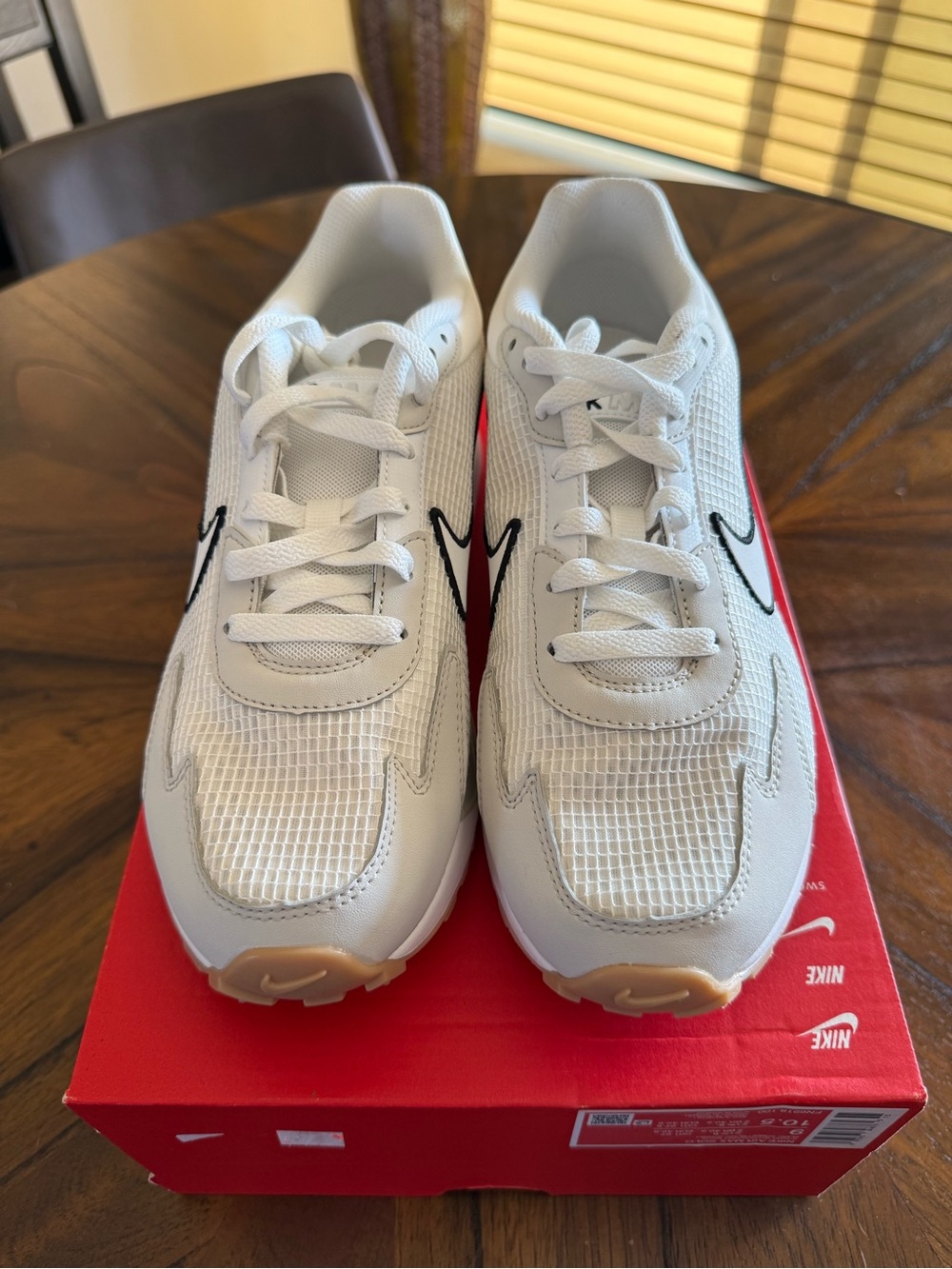 Nike Air Max Solo - Size 9M/10.5W - FN6918-100